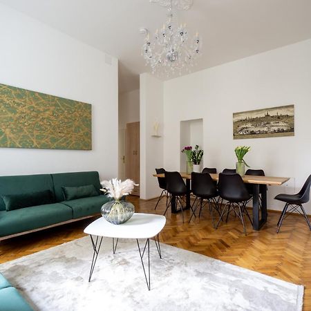 Central Apartment In Viennese Old Building Dış mekan fotoğraf