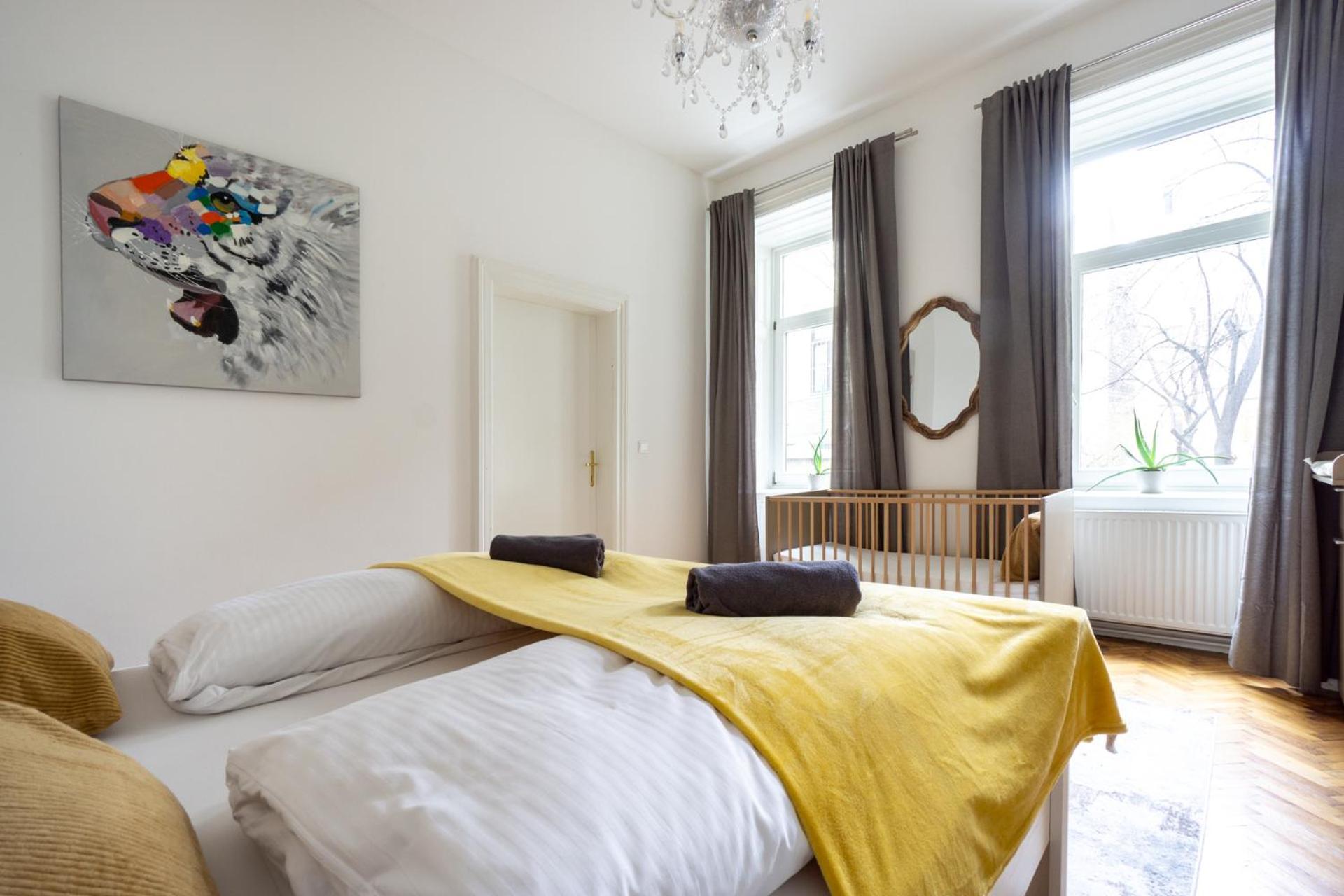 Central Apartment In Viennese Old Building Dış mekan fotoğraf