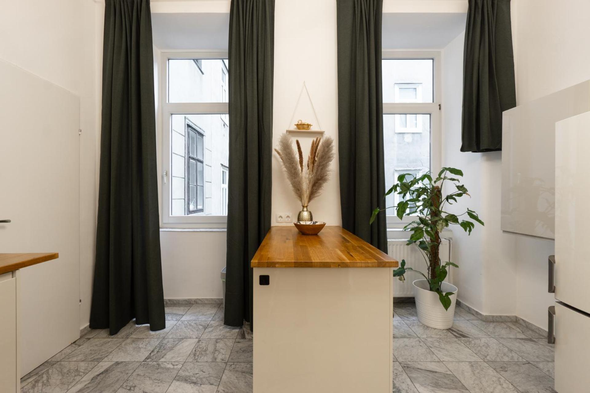 Central Apartment In Viennese Old Building Dış mekan fotoğraf