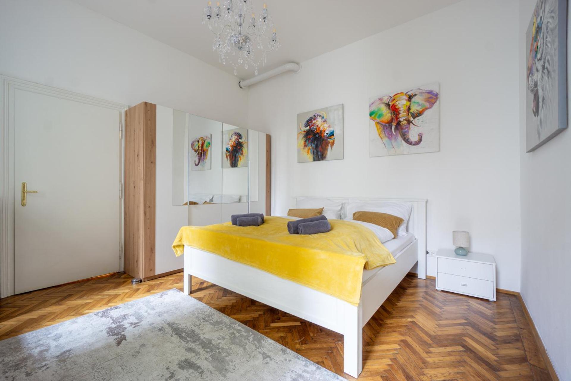 Central Apartment In Viennese Old Building Dış mekan fotoğraf