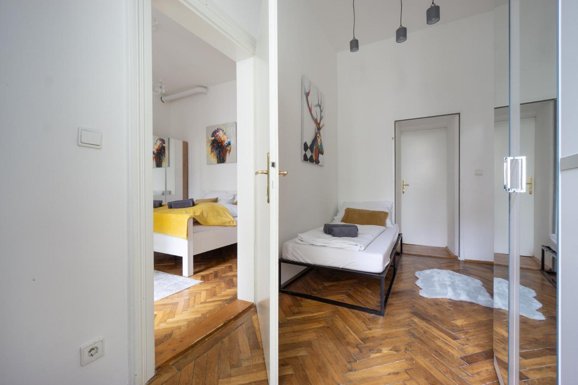 Central Apartment In Viennese Old Building Dış mekan fotoğraf